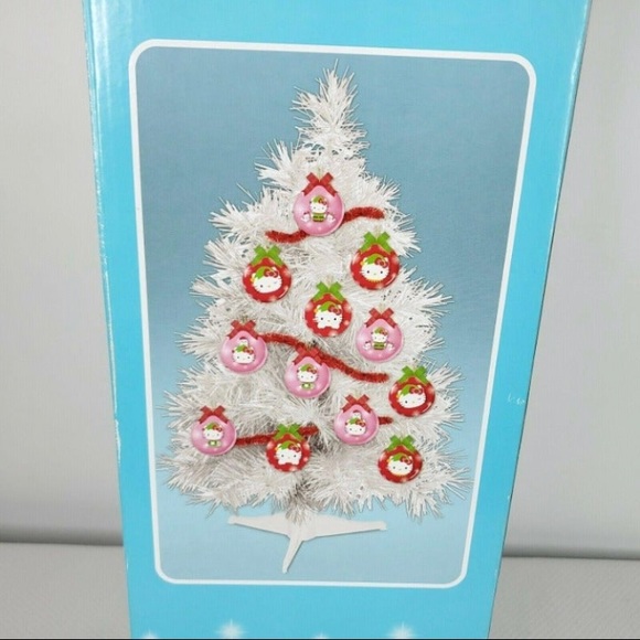Hello Kitty Xmas Tree - Picture 3 of 6